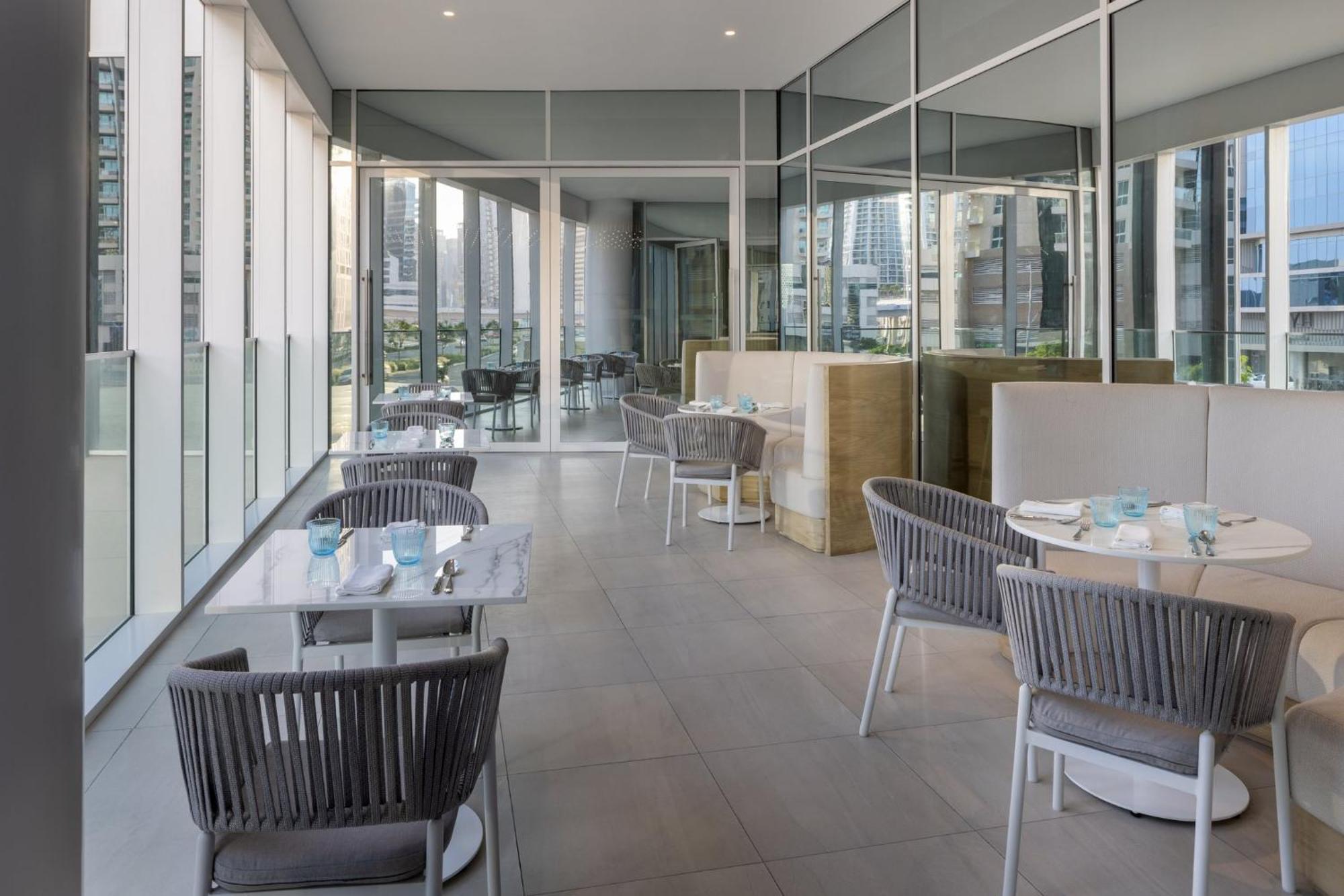 Staybridge Suites Dubai Business Bay By Ihg Exterior photo